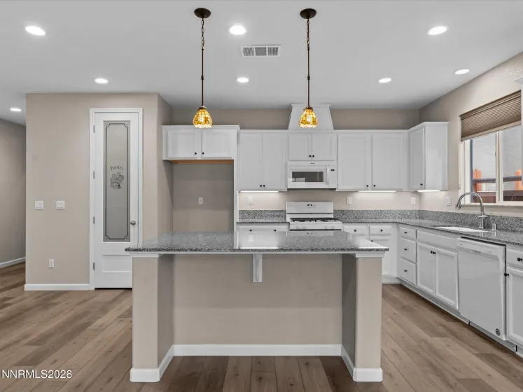 6572 Angels Orchard, Sparks, Nevada 89436, 4 Bedrooms Bedrooms, ,2 BathroomsBathrooms,Residential,Residential,Angels Orchard,260002419