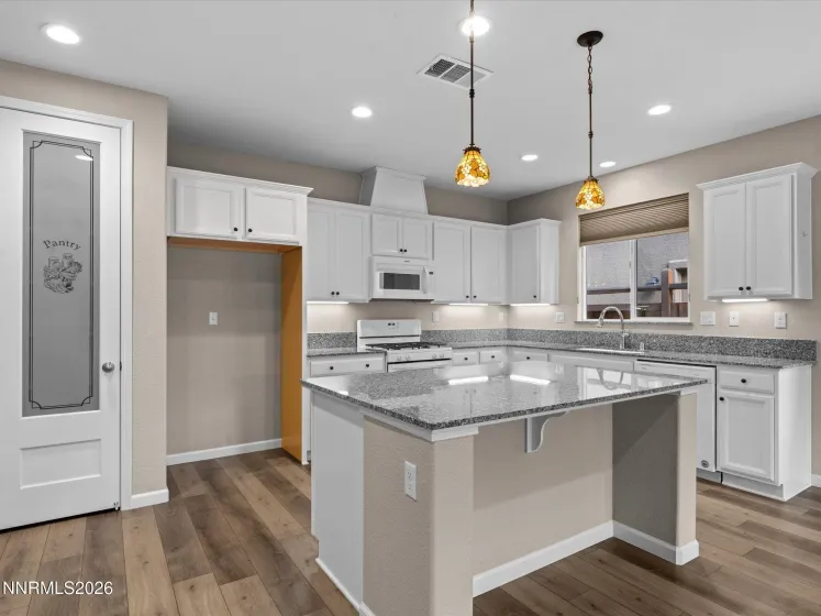 6572 Angels Orchard, Sparks, Nevada 89436, 4 Bedrooms Bedrooms, ,2 BathroomsBathrooms,Residential,Residential,Angels Orchard,260002419