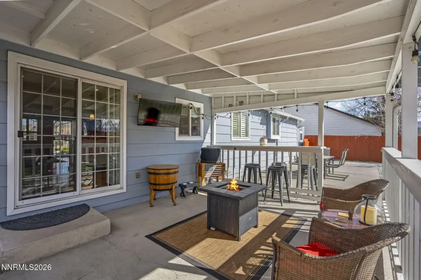 2227 Valencia, Sparks, Nevada 89434, 3 Bedrooms Bedrooms, ,2 BathroomsBathrooms,Residential,Residential,Valencia,260002424