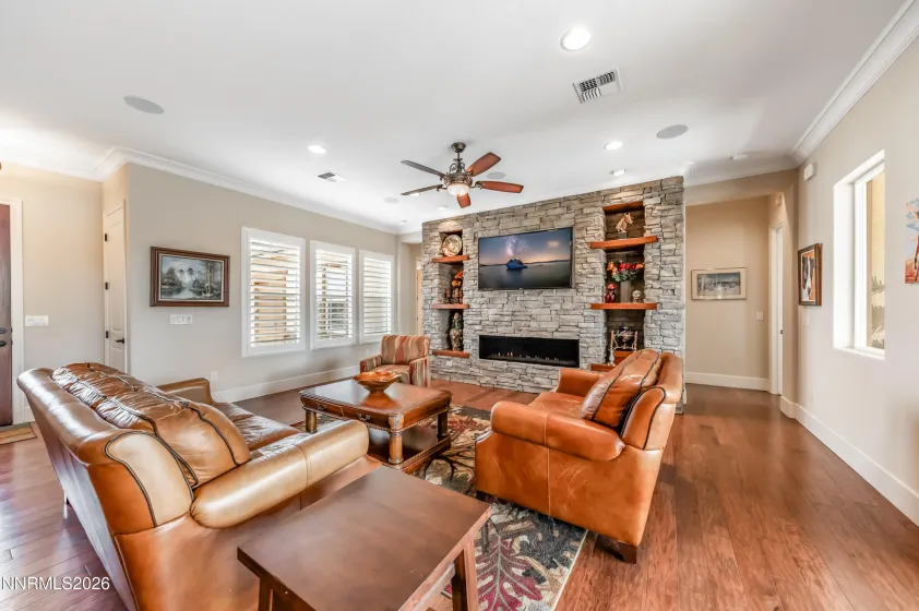 2170 Arpagos, Reno, Nevada 89521, 2 Bedrooms Bedrooms, ,3 BathroomsBathrooms,Residential,Residential,Arpagos,260002425