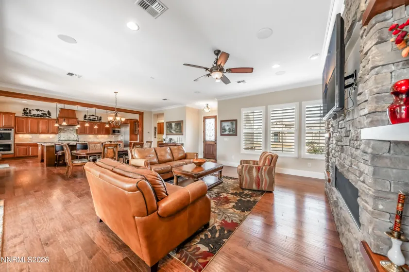 2170 Arpagos, Reno, Nevada 89521, 2 Bedrooms Bedrooms, ,3 BathroomsBathrooms,Residential,Residential,Arpagos,260002425