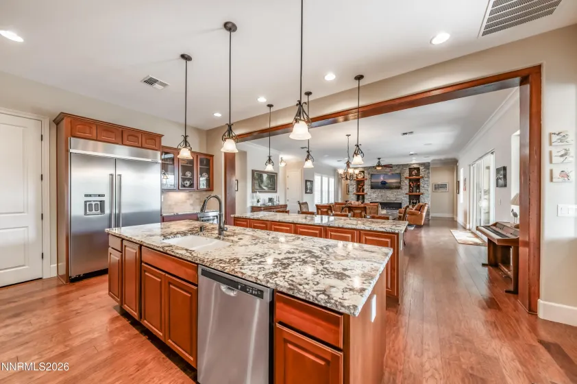 2170 Arpagos, Reno, Nevada 89521, 2 Bedrooms Bedrooms, ,3 BathroomsBathrooms,Residential,Residential,Arpagos,260002425