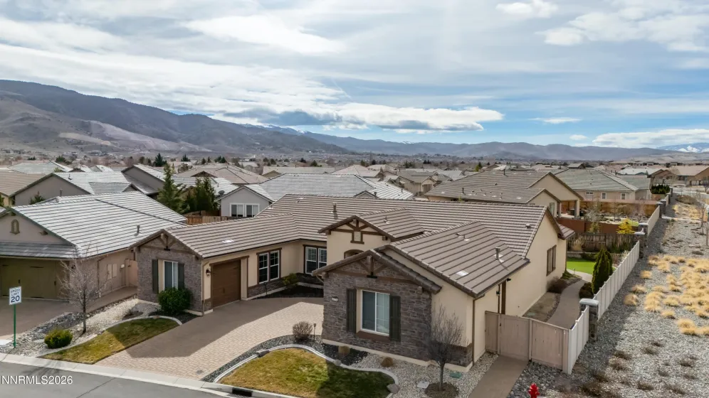 2170 Arpagos, Reno, Nevada 89521, 2 Bedrooms Bedrooms, ,3 BathroomsBathrooms,Residential,Residential,Arpagos,260002425