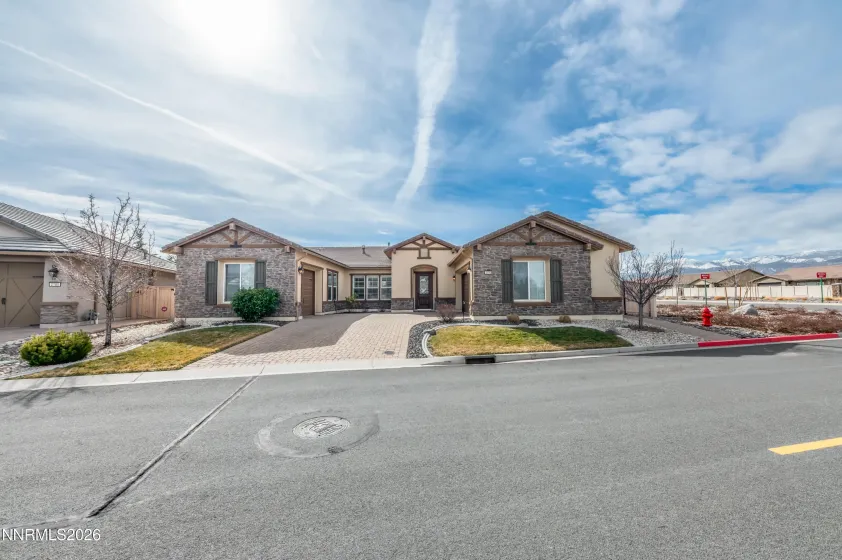 2170 Arpagos, Reno, Nevada 89521, 2 Bedrooms Bedrooms, ,3 BathroomsBathrooms,Residential,Residential,Arpagos,260002425