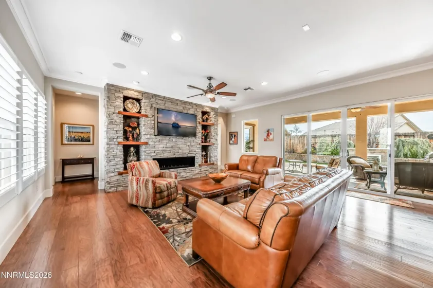 2170 Arpagos, Reno, Nevada 89521, 2 Bedrooms Bedrooms, ,3 BathroomsBathrooms,Residential,Residential,Arpagos,260002425