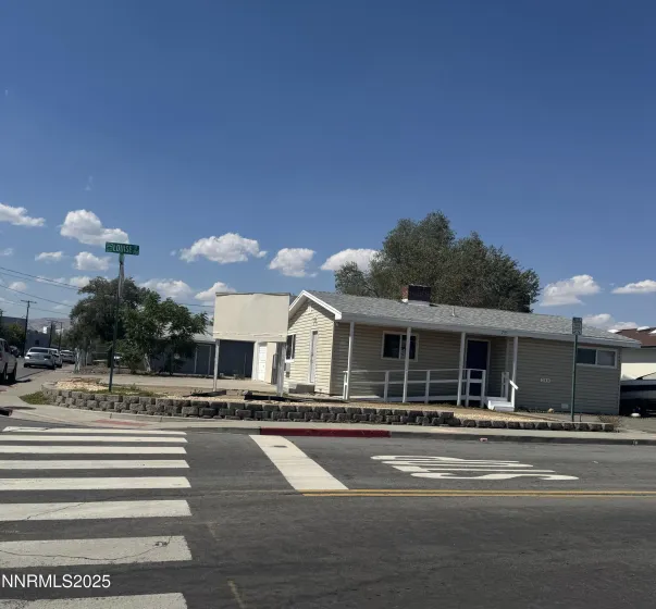 795 Louise, Reno, Nevada 89502, ,Commercial Sale,Residential,Louise,260002430