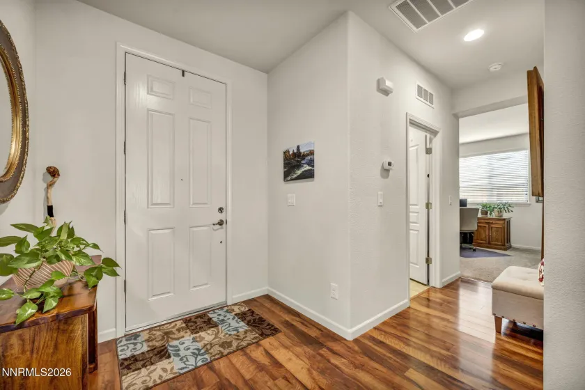 865 Larrimore, Reno, Nevada 89523, 2 Bedrooms Bedrooms, ,2 BathroomsBathrooms,Residential,Residential,Larrimore,260002432