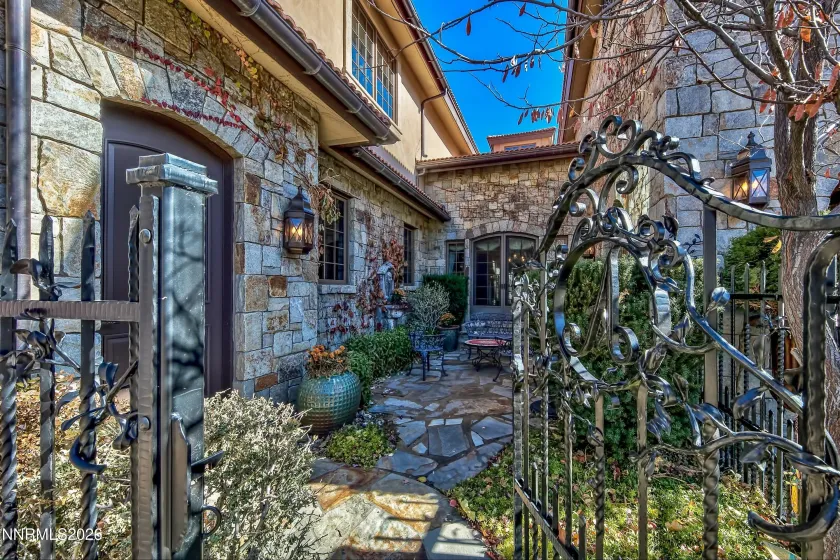 2501 Genoa Aspen, Genoa, Nevada 89411, 6 Bedrooms Bedrooms, ,7 BathroomsBathrooms,Residential,Residential,Genoa Aspen,260002433