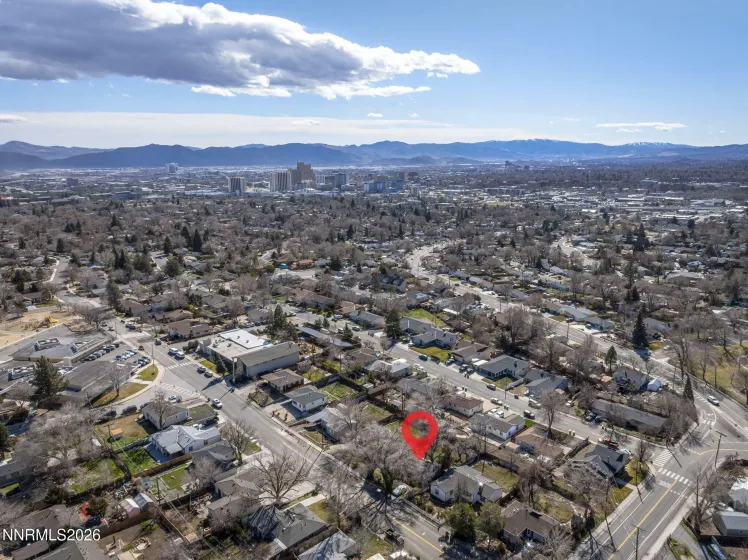 1720 Grandview, Reno, Nevada 89503, 3 Bedrooms Bedrooms, ,1 BathroomBathrooms,Residential,Residential,Grandview,260002435
