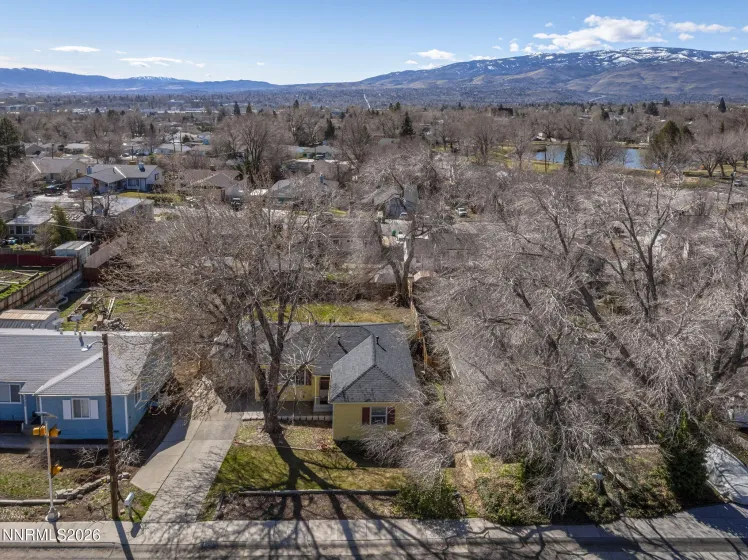 1720 Grandview, Reno, Nevada 89503, 3 Bedrooms Bedrooms, ,1 BathroomBathrooms,Residential,Residential,Grandview,260002435