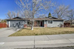 974 Adobe, Carson City, Nevada 89705, 3 Bedrooms Bedrooms, ,2 BathroomsBathrooms,Residential,Residential,Adobe,260002442