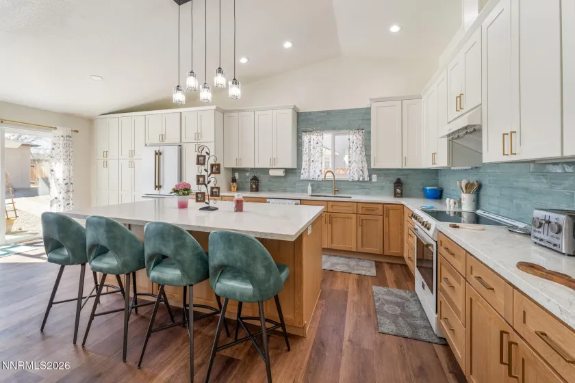 1430 Talon, Sparks, Nevada 89441, 3 Bedrooms Bedrooms, ,3 BathroomsBathrooms,Residential,Residential,Talon,260002446