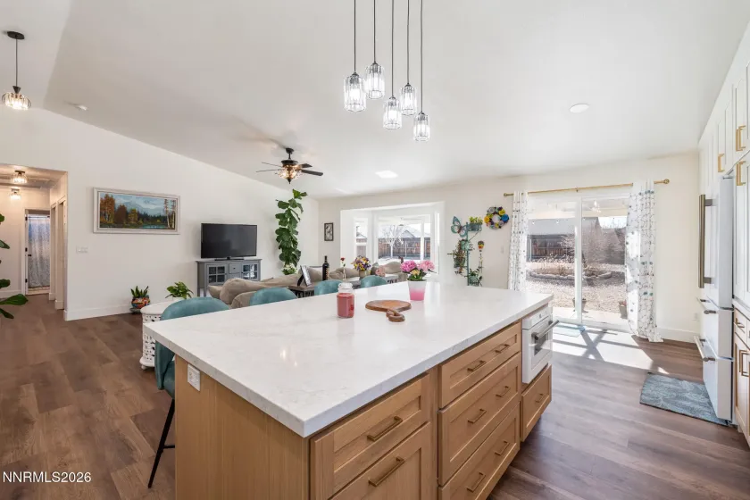 1430 Talon, Sparks, Nevada 89441, 3 Bedrooms Bedrooms, ,3 BathroomsBathrooms,Residential,Residential,Talon,260002446