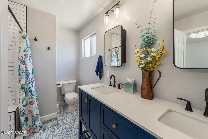 1430 Talon, Sparks, Nevada 89441, 3 Bedrooms Bedrooms, ,3 BathroomsBathrooms,Residential,Residential,Talon,260002446