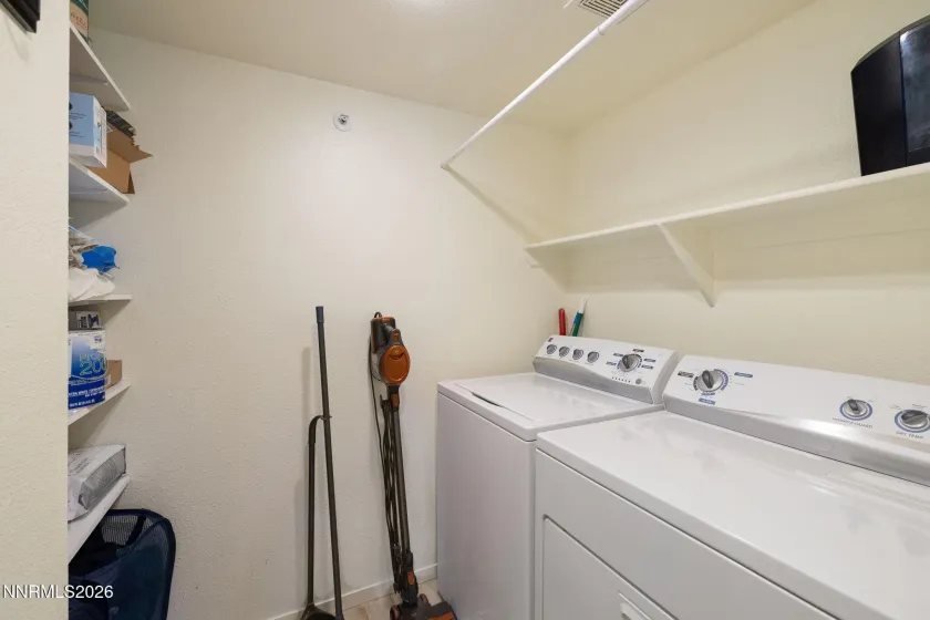 6850 Sharlands, Reno, Nevada 89523, 2 Bedrooms Bedrooms, ,2 BathroomsBathrooms,Residential,Residential,Sharlands,260002447