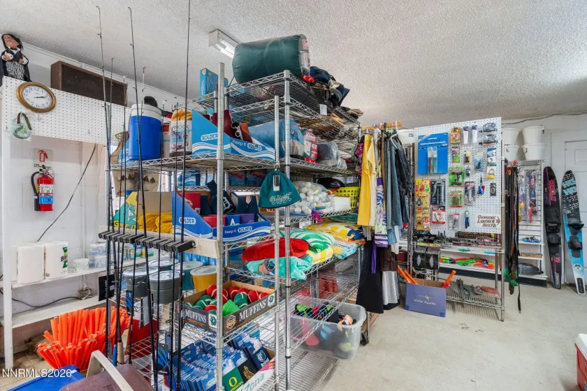 1375 Fir, Silver Springs, Nevada 89429, ,Commercial Sale,Residential,Fir,260002431