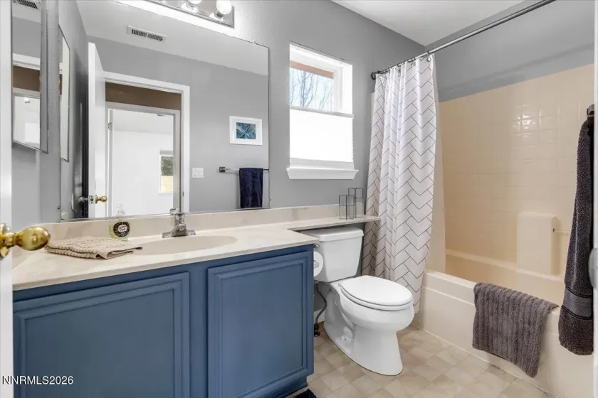 5421 Daybreak, Reno, Nevada 89523, 5 Bedrooms Bedrooms, ,3 BathroomsBathrooms,Residential,Residential,Daybreak,260002449