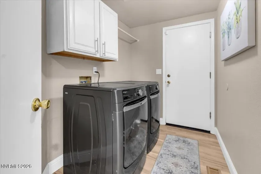 5421 Daybreak, Reno, Nevada 89523, 5 Bedrooms Bedrooms, ,3 BathroomsBathrooms,Residential,Residential,Daybreak,260002449