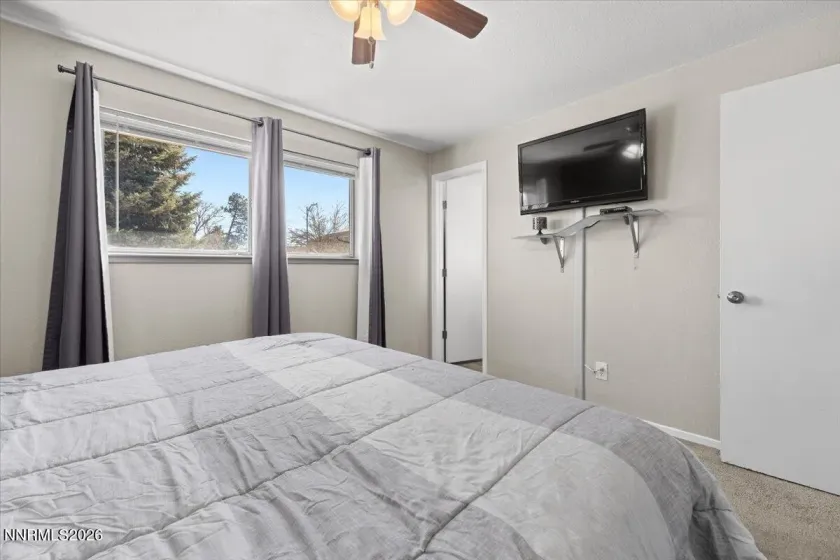 2007 Mesa Vista, Sparks, Nevada 89434, 3 Bedrooms Bedrooms, ,2 BathroomsBathrooms,Residential,Residential,Mesa Vista,260002452