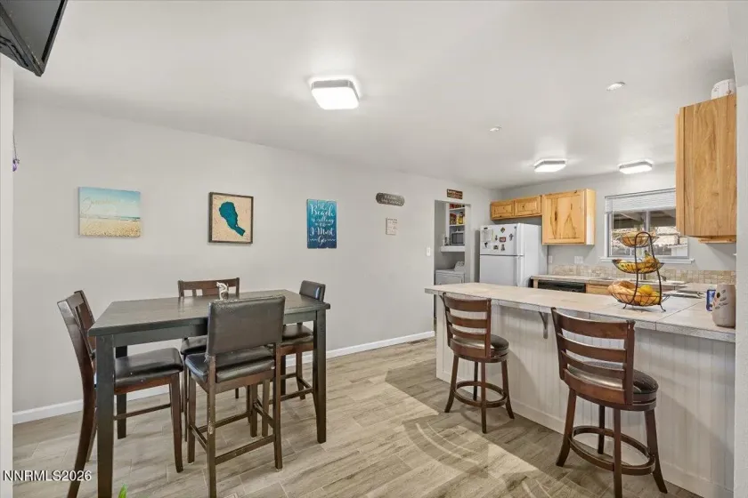 2007 Mesa Vista, Sparks, Nevada 89434, 3 Bedrooms Bedrooms, ,2 BathroomsBathrooms,Residential,Residential,Mesa Vista,260002452