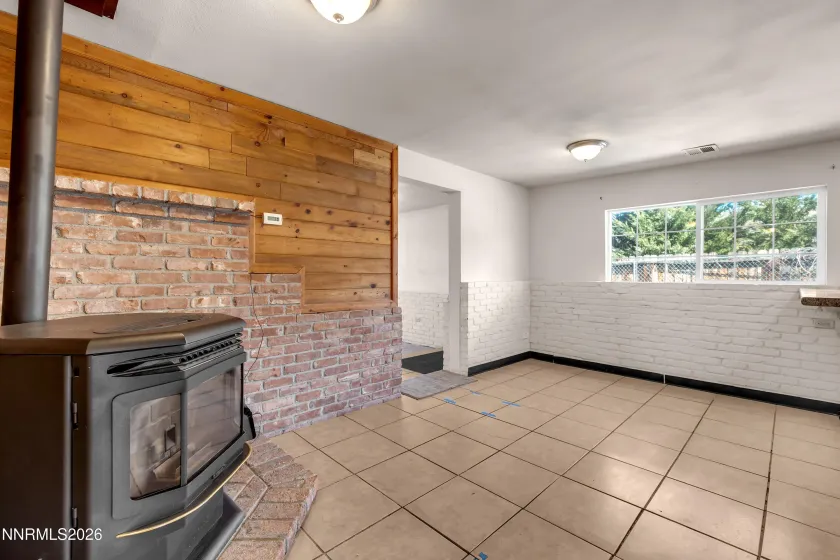 15470 Kivett, Reno, Nevada 89521, 3 Bedrooms Bedrooms, ,2 BathroomsBathrooms,Residential,Residential,Kivett,260002453