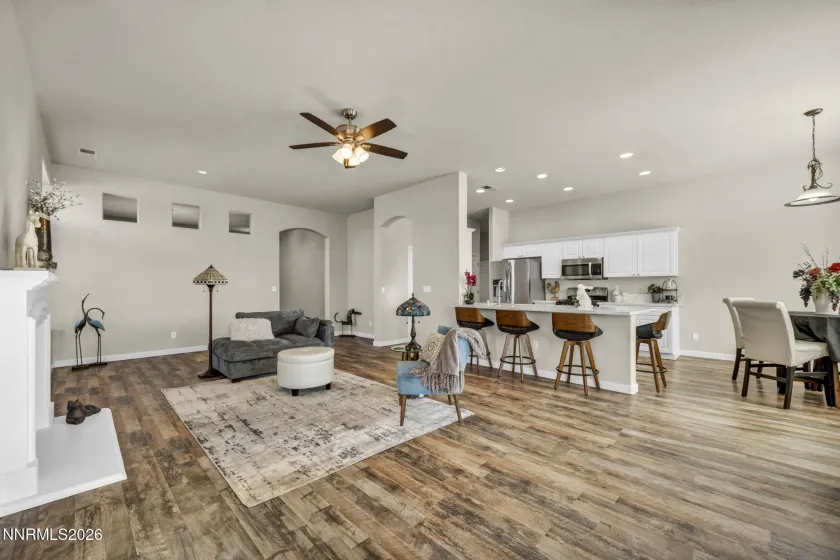 3663 Copernicus, Sparks, Nevada 89436, 4 Bedrooms Bedrooms, ,2 BathroomsBathrooms,Residential,Residential,Copernicus,260002454