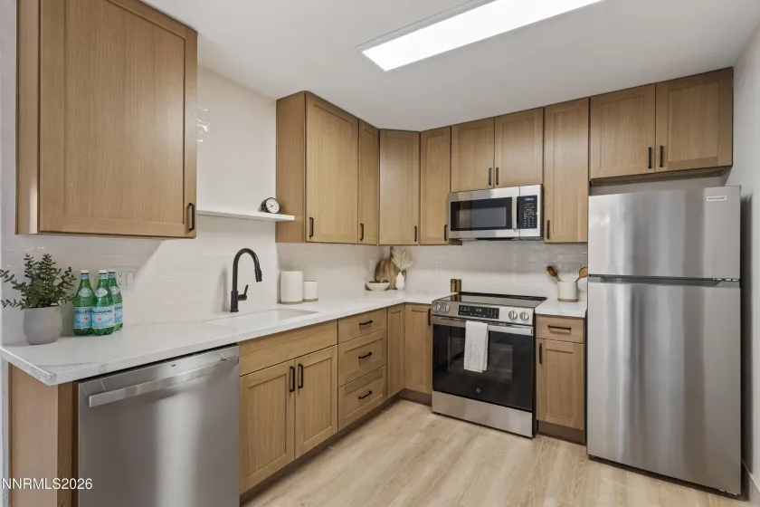 31 Castle, Carson City, Nevada 89706, 3 Bedrooms Bedrooms, ,2 BathroomsBathrooms,Residential,Residential,Castle,260002457