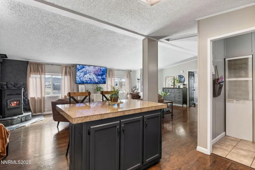 25 Bybee, Yerington, Nevada 89447, 4 Bedrooms Bedrooms, ,2 BathroomsBathrooms,Residential,Residential,Bybee,260002460