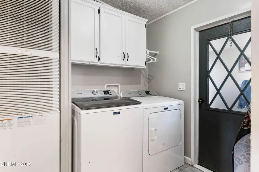 25 Bybee, Yerington, Nevada 89447, 4 Bedrooms Bedrooms, ,2 BathroomsBathrooms,Residential,Residential,Bybee,260002460