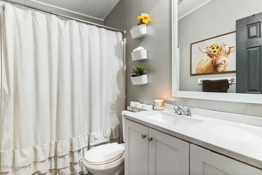 25 Bybee, Yerington, Nevada 89447, 4 Bedrooms Bedrooms, ,2 BathroomsBathrooms,Residential,Residential,Bybee,260002460