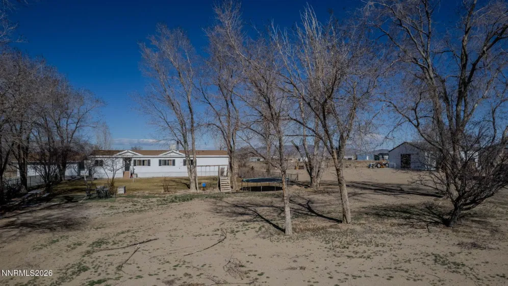 25 Bybee, Yerington, Nevada 89447, 4 Bedrooms Bedrooms, ,2 BathroomsBathrooms,Residential,Residential,Bybee,260002460