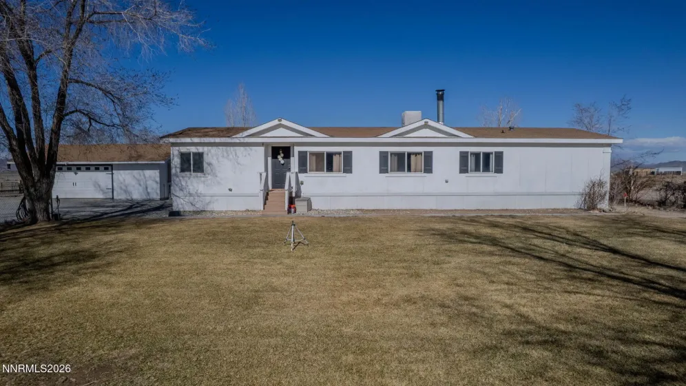 25 Bybee, Yerington, Nevada 89447, 4 Bedrooms Bedrooms, ,2 BathroomsBathrooms,Residential,Residential,Bybee,260002460