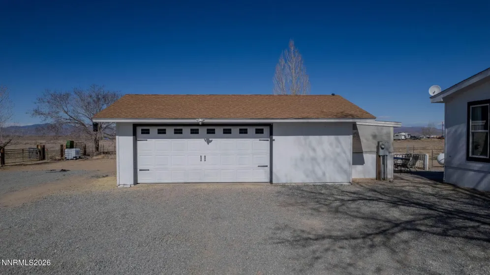25 Bybee, Yerington, Nevada 89447, 4 Bedrooms Bedrooms, ,2 BathroomsBathrooms,Residential,Residential,Bybee,260002460