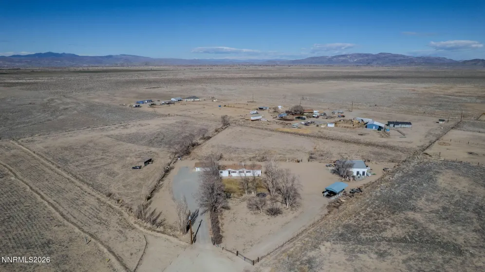 25 Bybee, Yerington, Nevada 89447, 4 Bedrooms Bedrooms, ,2 BathroomsBathrooms,Residential,Residential,Bybee,260002460