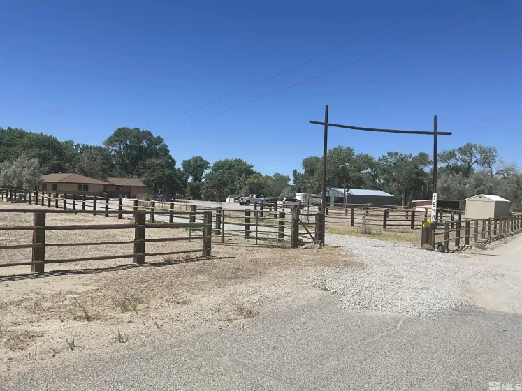 1677 Rio Vista, Fallon, Nevada 89406, 5 Bedrooms Bedrooms, ,3 BathroomsBathrooms,Residential,Residential,Rio Vista,240010763