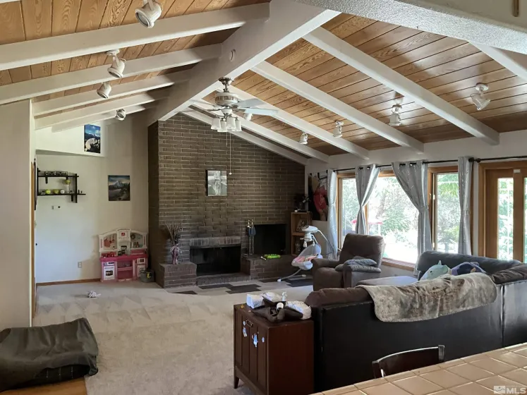 1677 Rio Vista, Fallon, Nevada 89406, 5 Bedrooms Bedrooms, ,3 BathroomsBathrooms,Residential,Residential,Rio Vista,240010763