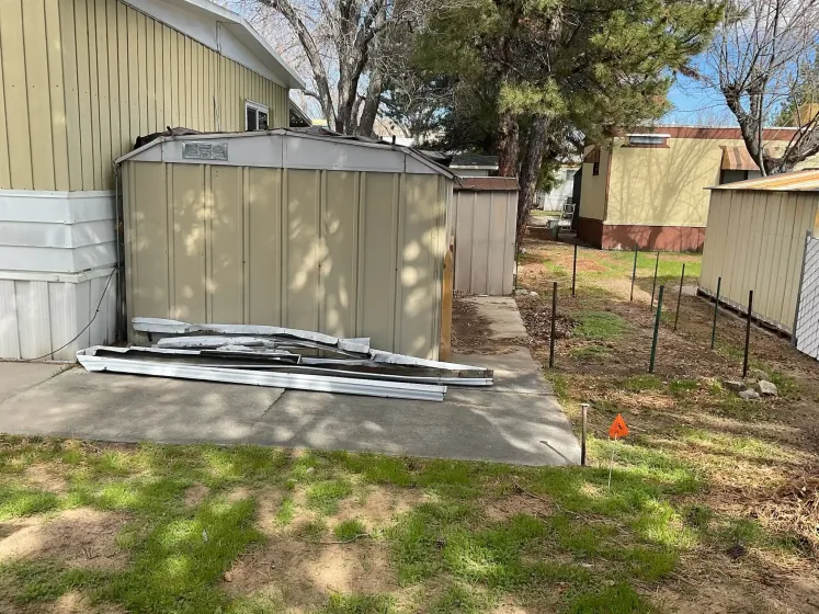 1965 H St, Carson City, Nevada 89706, 2 Bedrooms Bedrooms, 11 Rooms Rooms,2 BathroomsBathrooms,Manufactured,Residential,H ,260002461