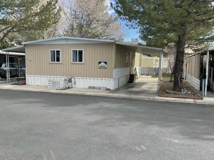 1965 H St, Carson City, Nevada 89706, 2 Bedrooms Bedrooms, 11 Rooms Rooms,2 BathroomsBathrooms,Manufactured,Residential,H ,260002461