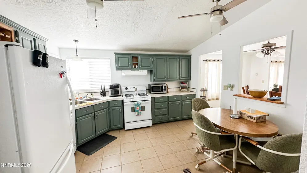 3565 Commander, Winnemucca, Nevada 89445, 3 Bedrooms Bedrooms, ,2 BathroomsBathrooms,Residential,Residential,Commander,260002463