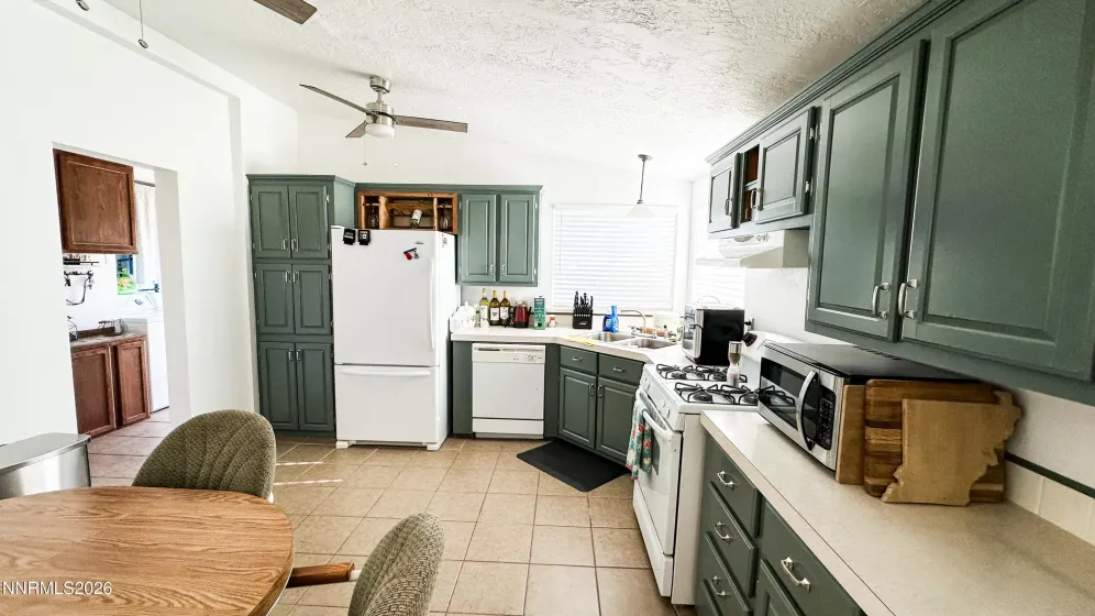 3565 Commander, Winnemucca, Nevada 89445, 3 Bedrooms Bedrooms, ,2 BathroomsBathrooms,Residential,Residential,Commander,260002463