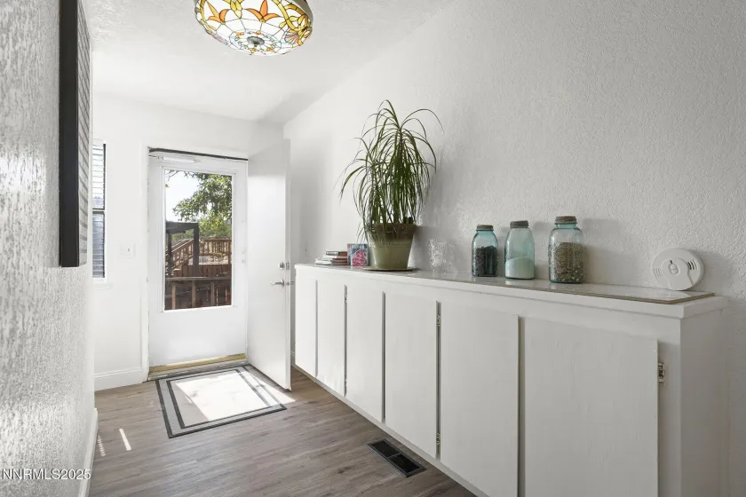 110 R, Virginia City, Nevada 89440, 3 Bedrooms Bedrooms, ,2 BathroomsBathrooms,Residential,Residential,R,250055665