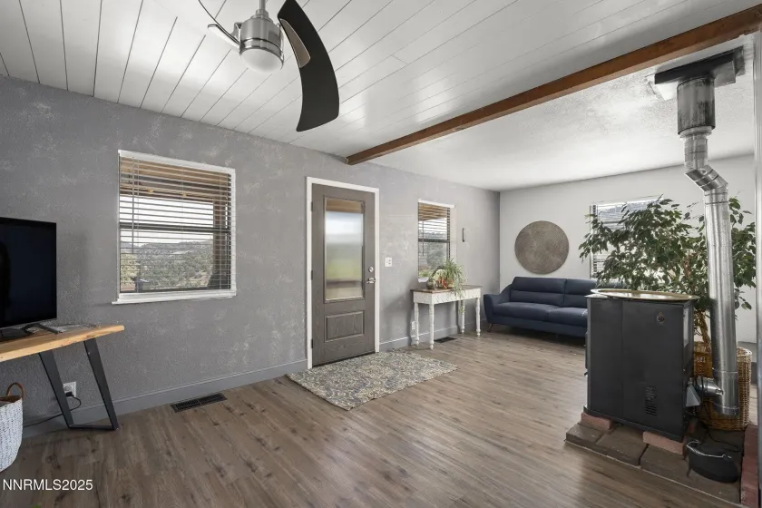 110 R, Virginia City, Nevada 89440, 3 Bedrooms Bedrooms, ,2 BathroomsBathrooms,Residential,Residential,R,250055665