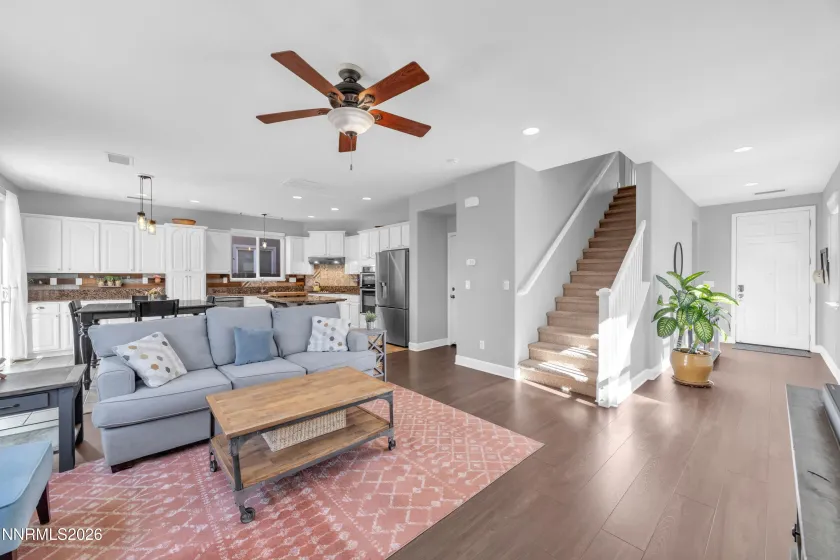 2085 Black Sand, Reno, Nevada 89521, 4 Bedrooms Bedrooms, ,3 BathroomsBathrooms,Residential,Residential,Black Sand,260002471