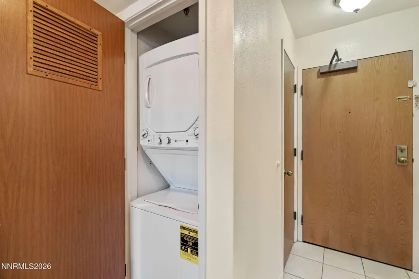 3095 Lakeside, Reno, Nevada 89509, 1 Bedroom Bedrooms, ,1 BathroomBathrooms,Residential,Residential,Lakeside,260002474