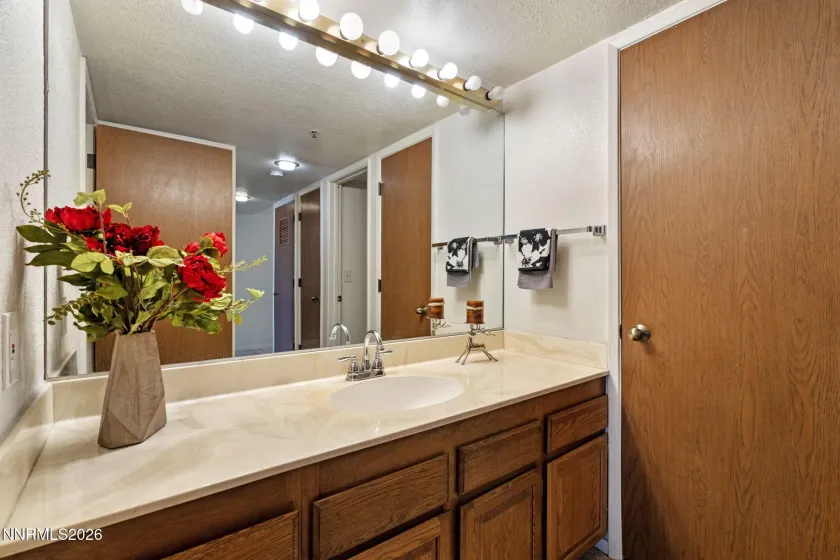 3095 Lakeside, Reno, Nevada 89509, 1 Bedroom Bedrooms, ,1 BathroomBathrooms,Residential,Residential,Lakeside,260002474