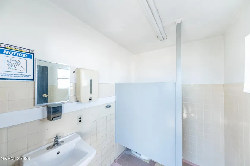 280 Main, Fernley, Nevada 89408, ,Commercial Sale,Residential,Main,260002476