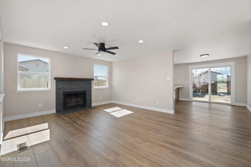 786 Hornet, Gardnerville, Nevada 89460, 3 Bedrooms Bedrooms, ,2 BathroomsBathrooms,Residential,Residential,Hornet,260002475