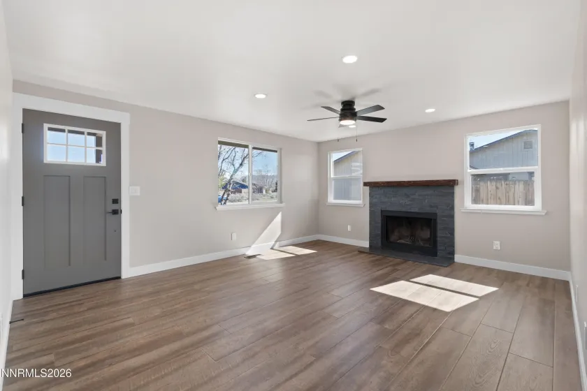 786 Hornet, Gardnerville, Nevada 89460, 3 Bedrooms Bedrooms, ,2 BathroomsBathrooms,Residential,Residential,Hornet,260002475