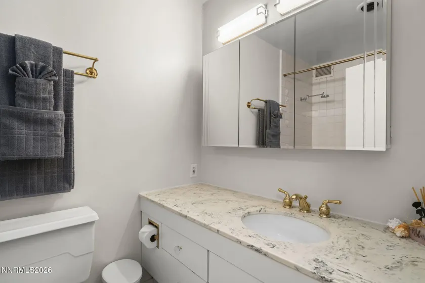 100 Arlington, Reno, Nevada 89501, 2 Bedrooms Bedrooms, ,2 BathroomsBathrooms,Residential,Residential,Arlington,260002480