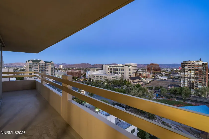 100 Arlington, Reno, Nevada 89501, 2 Bedrooms Bedrooms, ,2 BathroomsBathrooms,Residential,Residential,Arlington,260002480